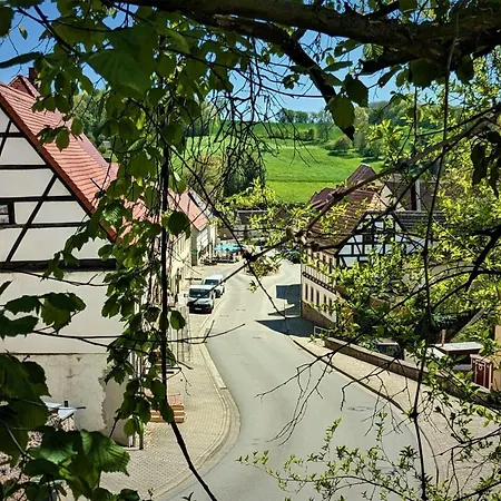 Zum Toepferbrunnen * Frohburg